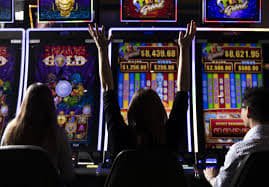 ika10 Slot Online koleksi game slot terlengkap jackpot progresif RTP tinggi Indonesia